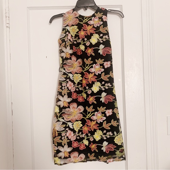 NWT Sam Edelman Embroidered Floral Mini Dress - Picture 7 of 10